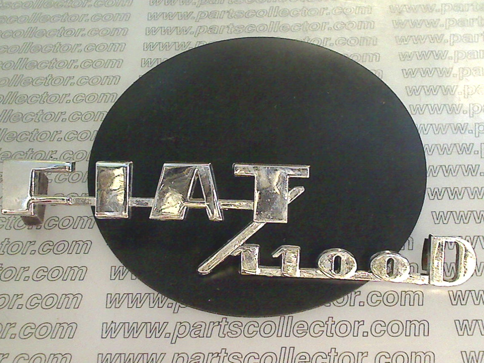 FIAT 1100 D EMBLEM